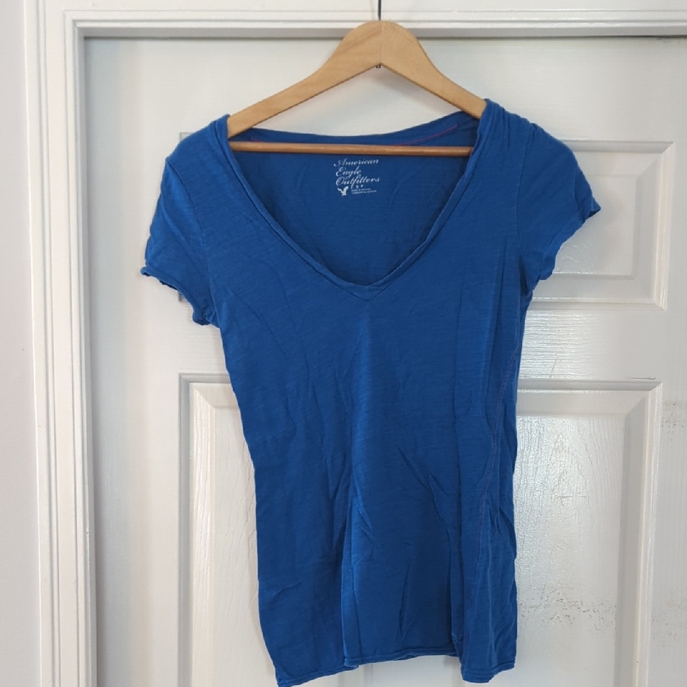 American Eagle Outfitters Royal Blue V-Neck Short Sleeve Tee